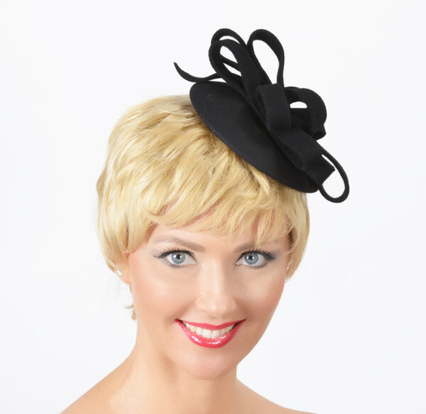 52503 Black Small Wool Fascinator