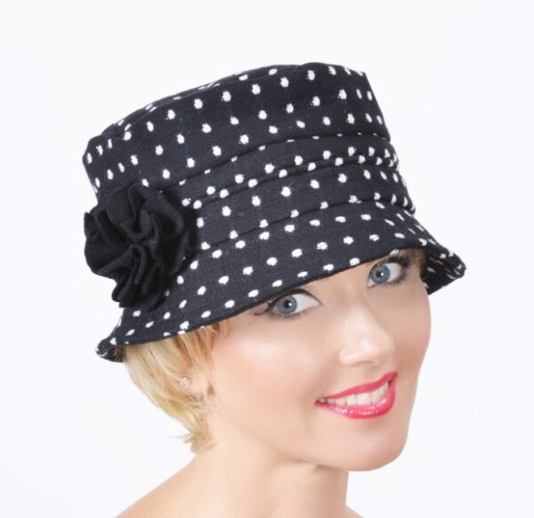 52666 Black/White Polka Dot Hat