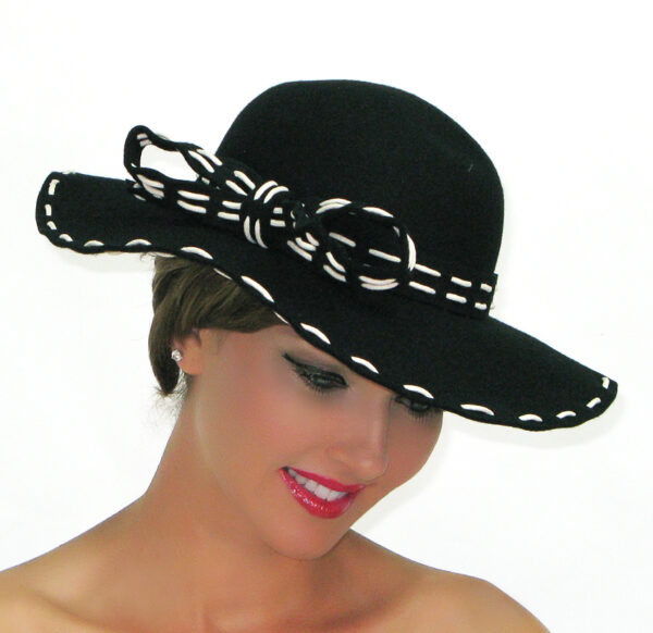 52841 Black/White Wool Hat