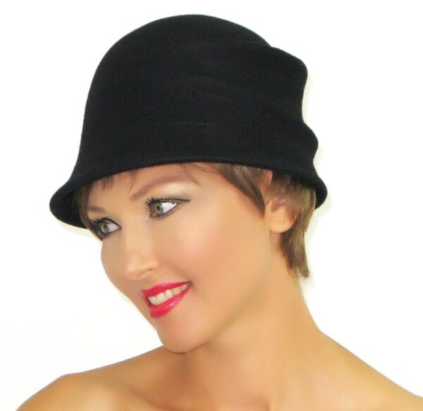 52870 Navy Small Wool Hat