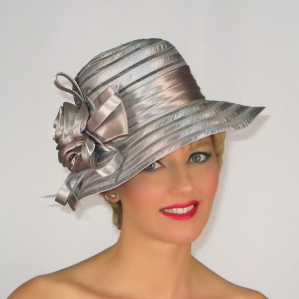 52917 Silver Foldable Mesh Satin Hat